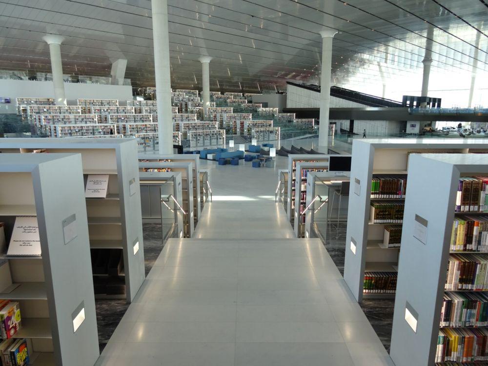カタール国立図書館33